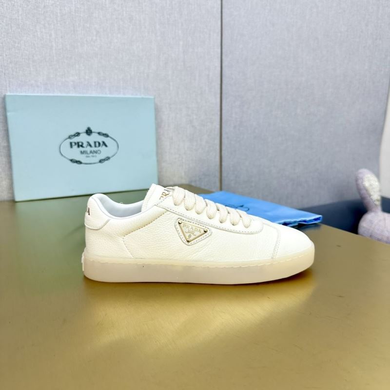 Pra*a sneakers